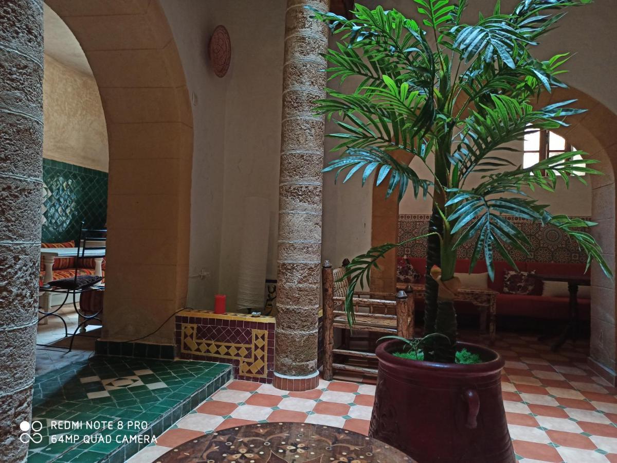 Riad La Rose Des Vents Εσαουίρα Εξωτερικό φωτογραφία
