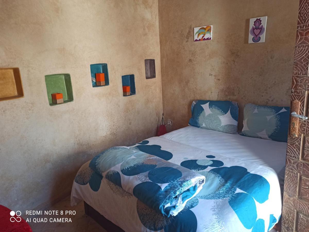 Riad La Rose Des Vents Εσαουίρα Δωμάτιο φωτογραφία
